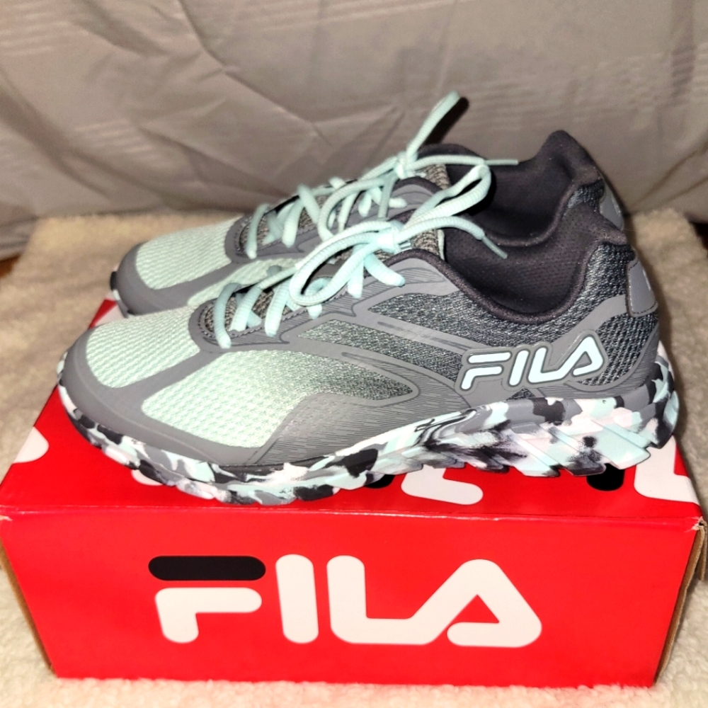 NIB Fila Primeforce kids S7 gray/aqua with camo